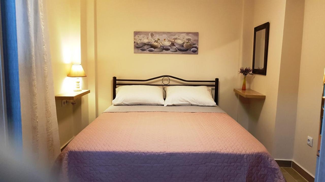 Fyllou Apartment Asproválta Eksteriør bilde
