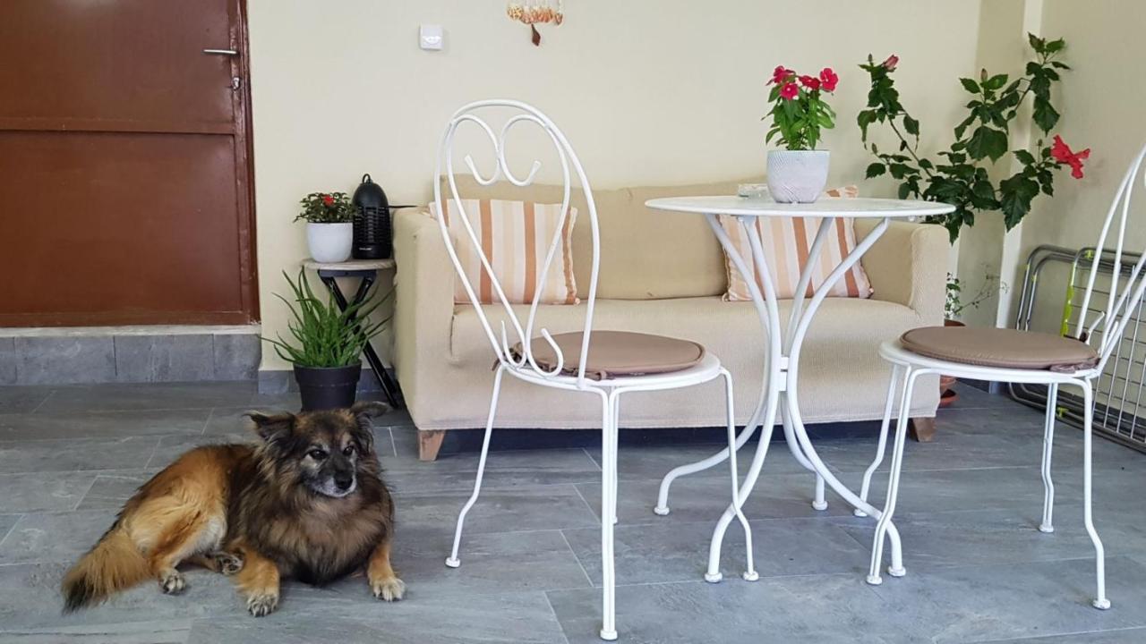 Fyllou Apartment Asproválta Eksteriør bilde