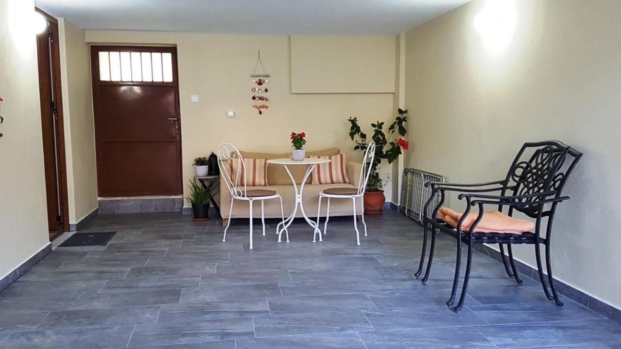 Fyllou Apartment Asproválta Eksteriør bilde